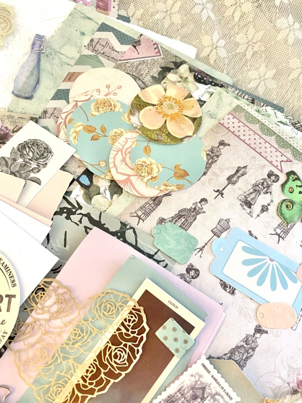 Spring Scrapbook bundle 80+ items π¦πΈ - Picture 5 of 11